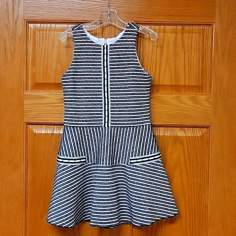 Size 7 Black and White Zoe Ltd. Sleeveless dress